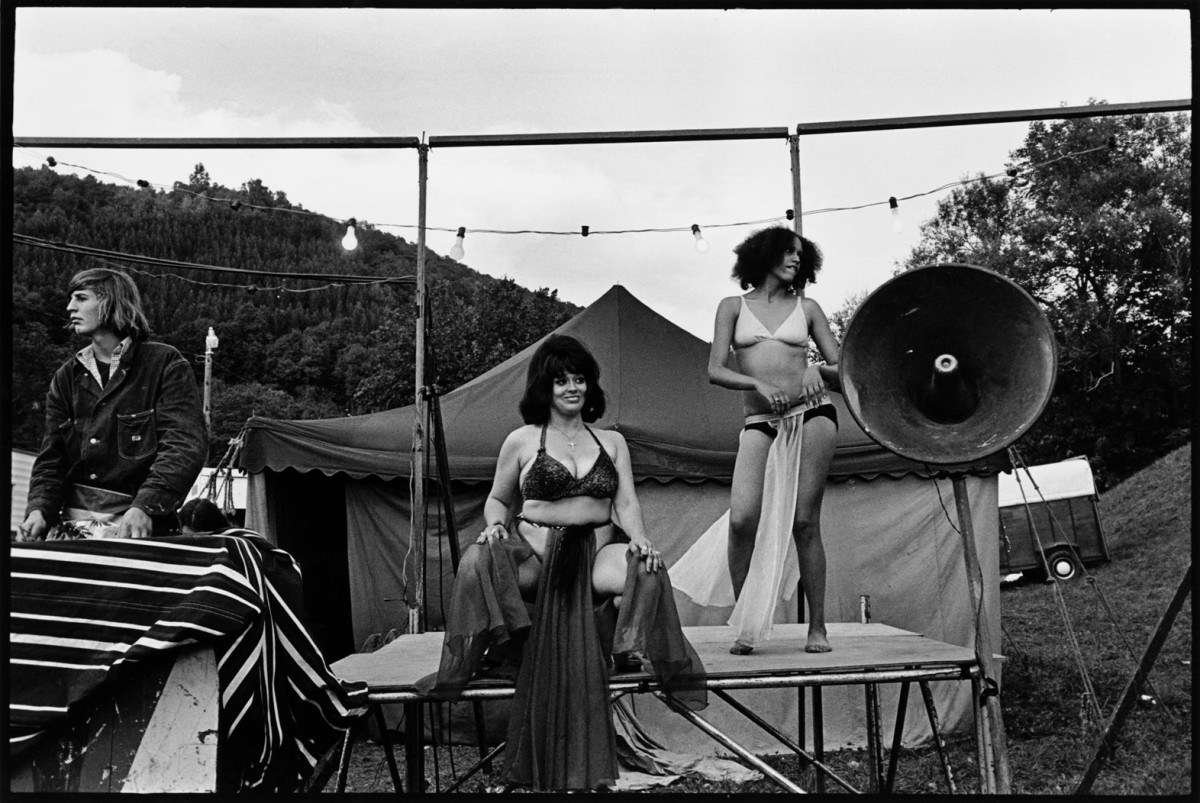 Carnival Strippers - Susan Meiselas